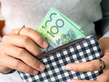 understanding your responsibilities as a tenant: a guide to entry and exit condition reports in queensland
